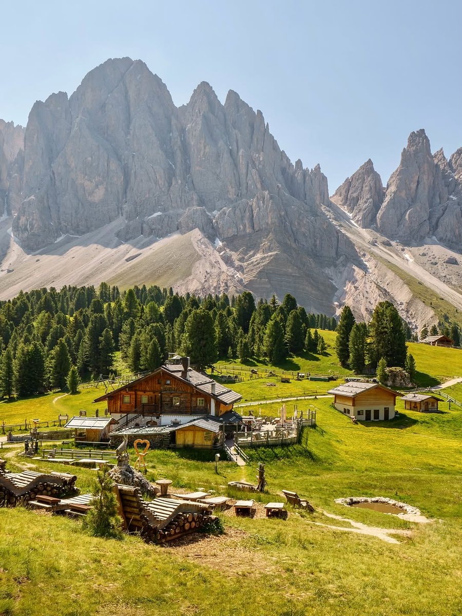 Dolomites Italy 🇮🇹 (photo 2 of 4)