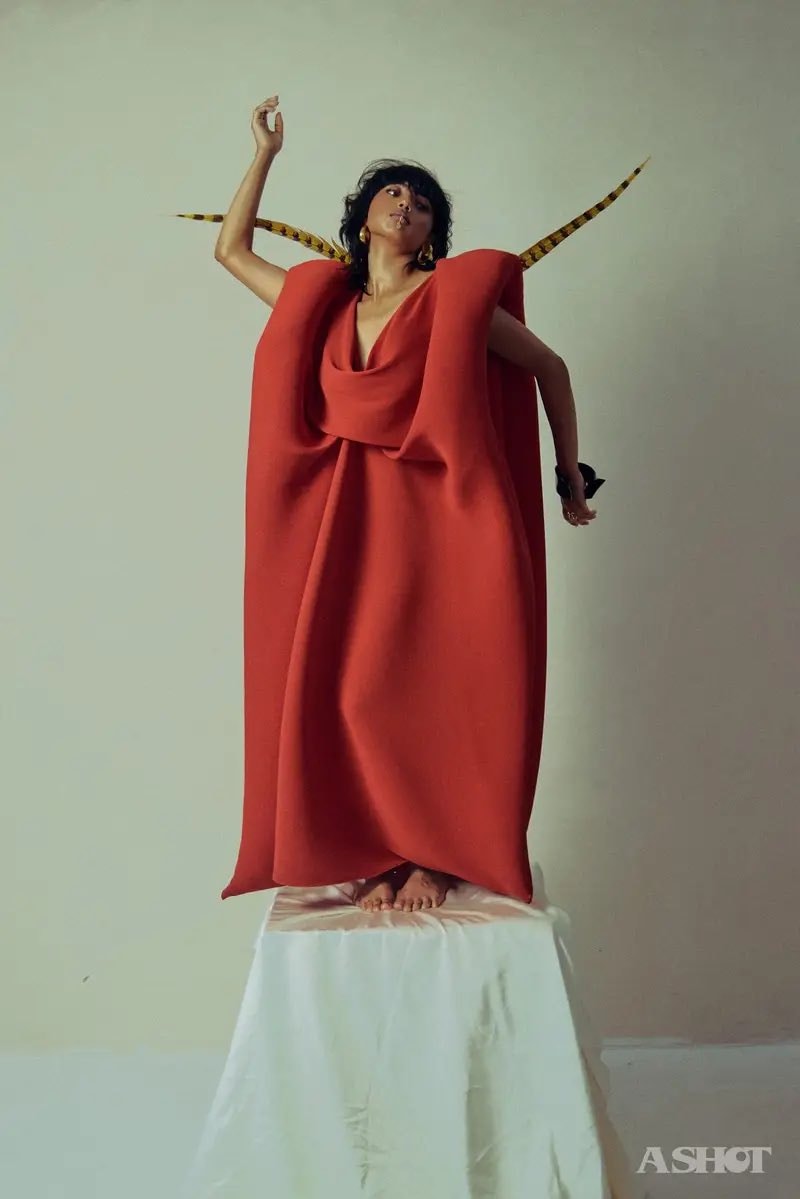 Avantika Ashot Magazine (photo 3 of 4)