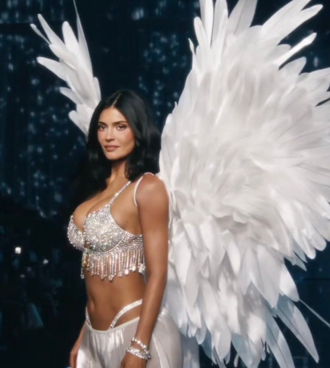 Kylie Jenner Fantasy Bra Kylie Jenner Fantasy Bra