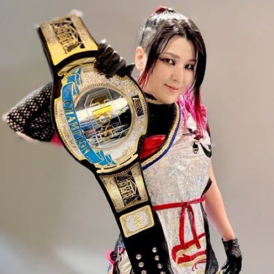 Maya World Hikaru Shida dream match (photo 2 of 2)