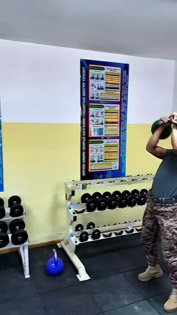 Mongolia president flat bench press