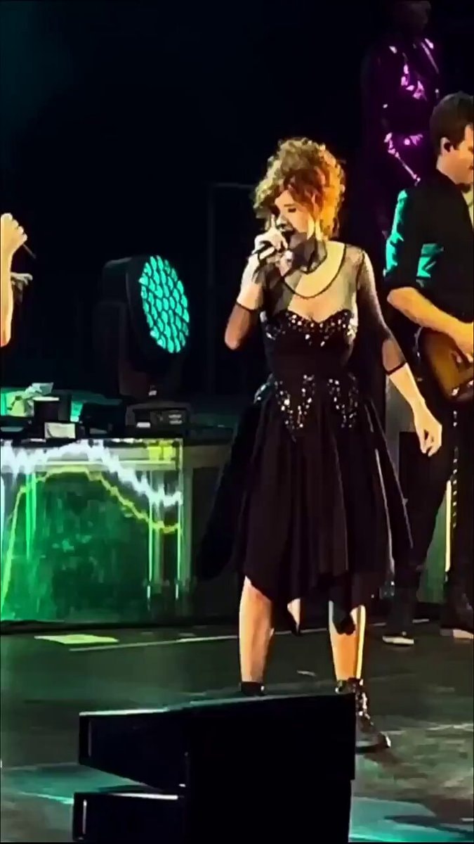 Simon Le Bon Come Undone live
