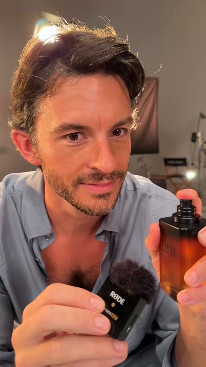 Jonathan Bailey ASMR D WILL