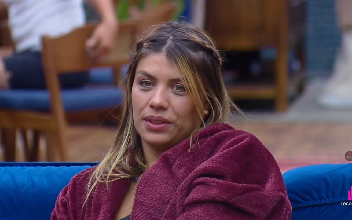 AFazenda Alcateia exit and Tina return