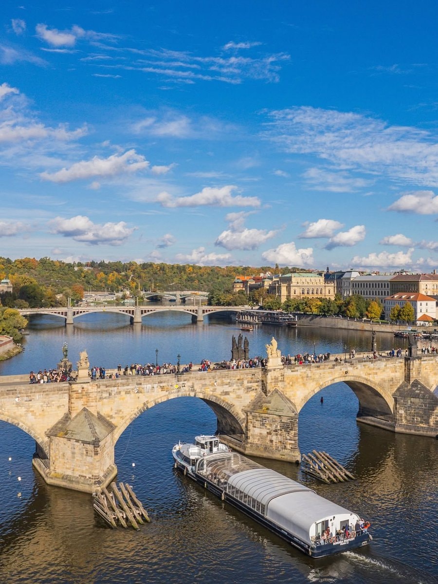 Prague cityscape bridge (photo 4 of 4)