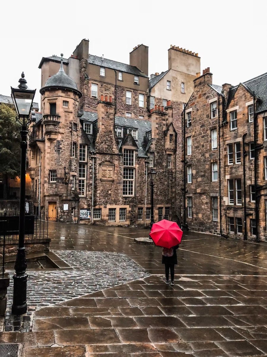 Edinburgh Scotland UK (photo 3 of 4)