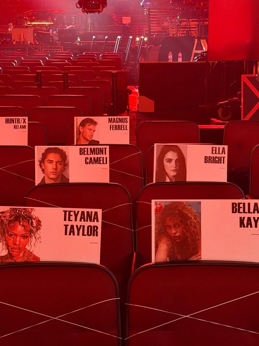 VMA presenters Ella Bright Belmont Cameli