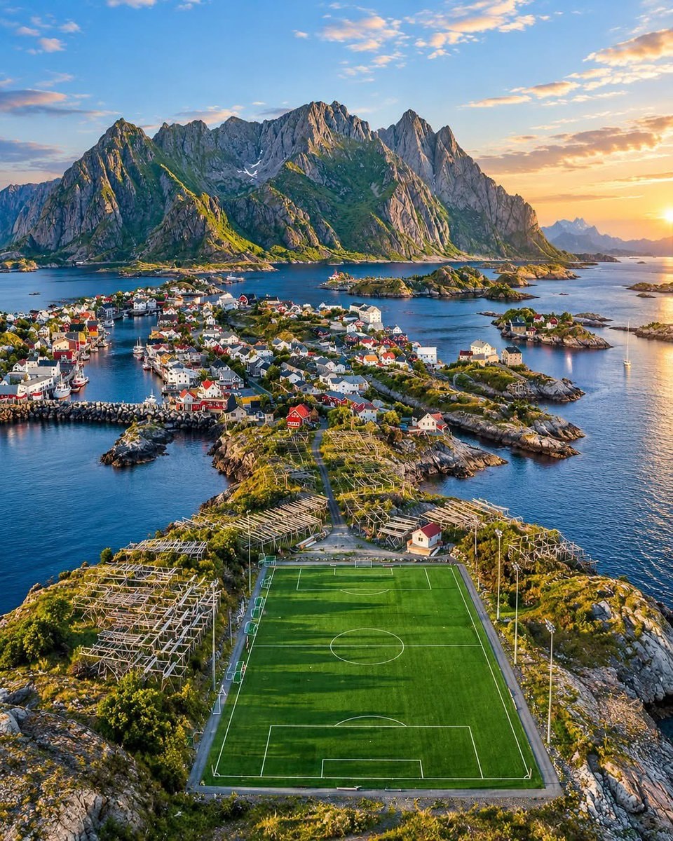 Henningsvær Stadion Norway