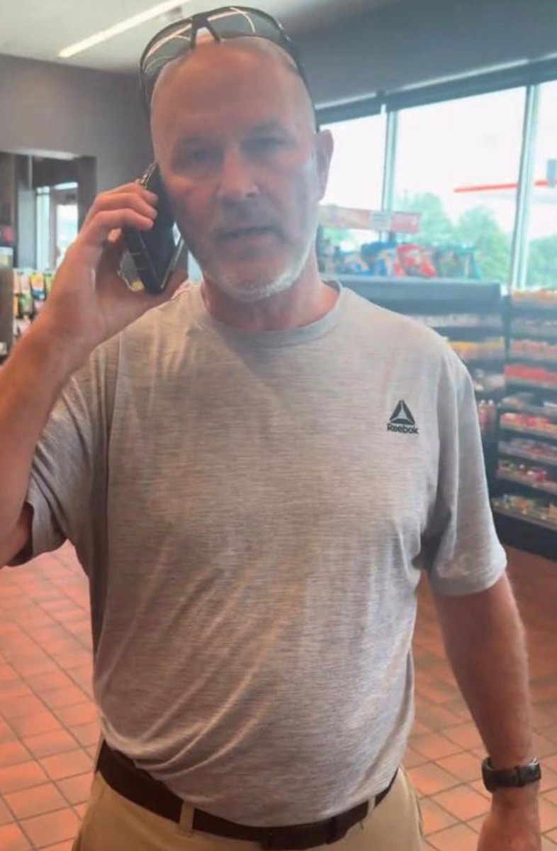 Man fired after viral restroom confrontation (photo 2 of 2)