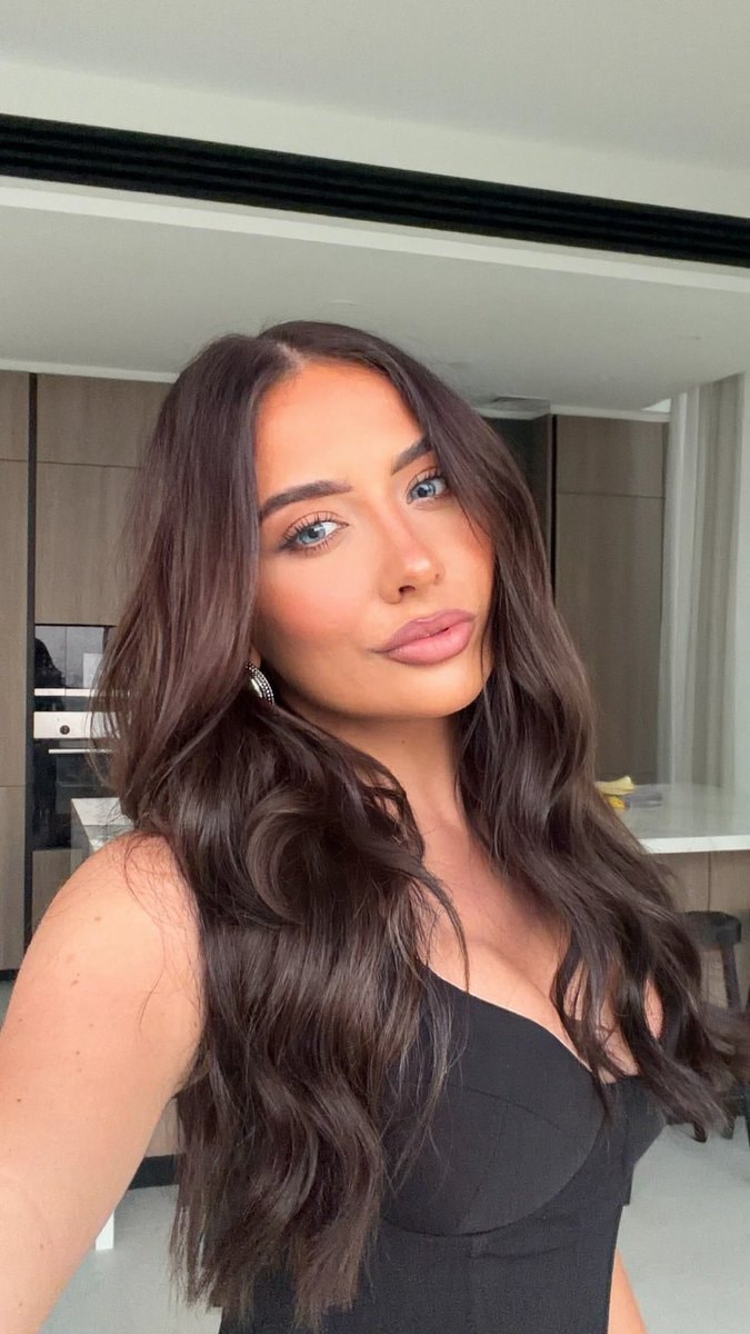 Saffron Barker