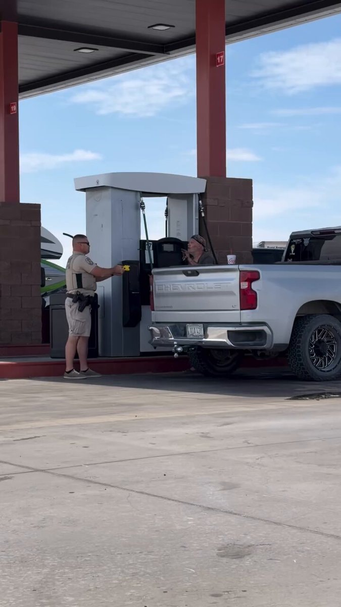 Gas station confrontation taser