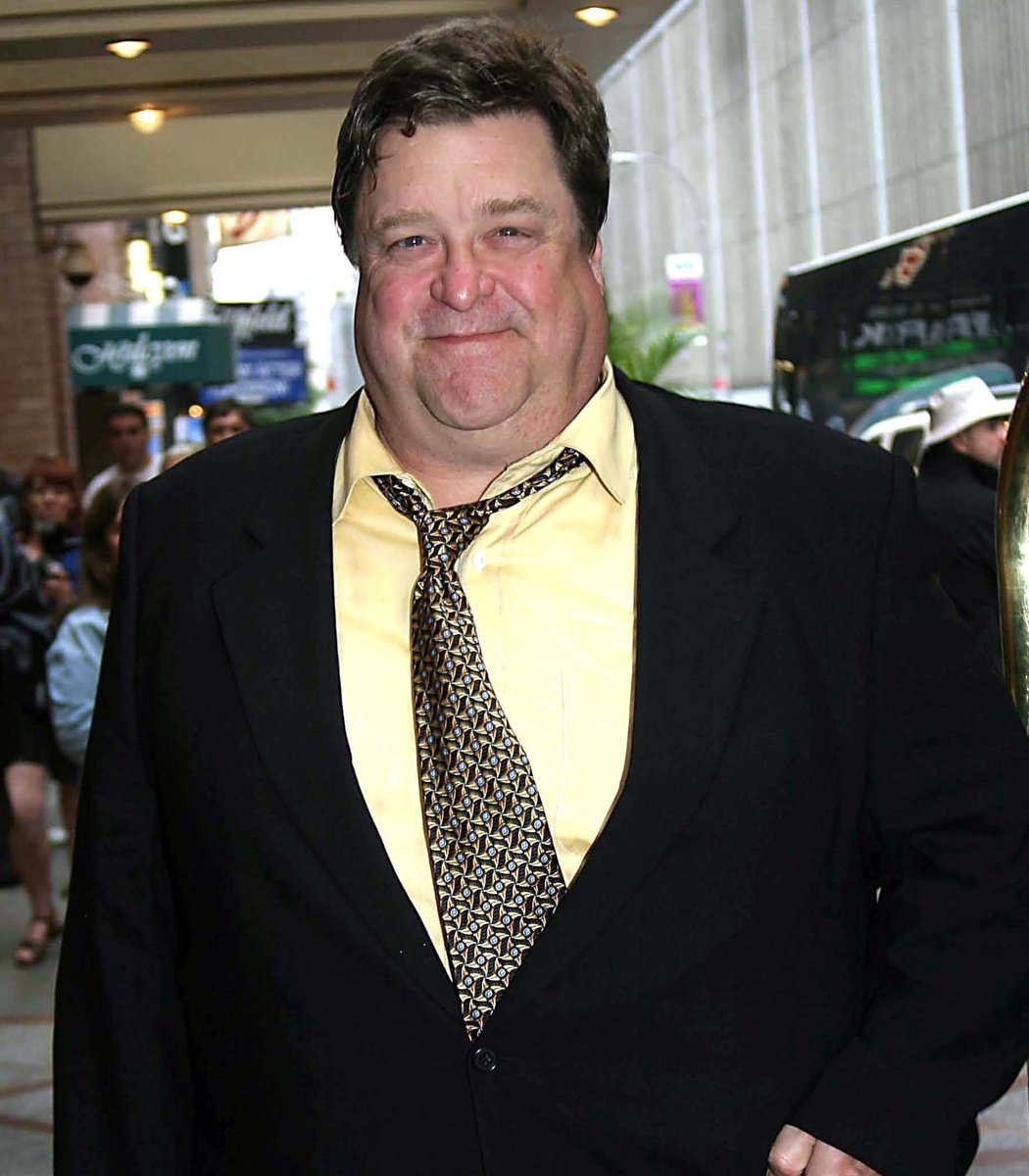 John Goodman transformation (photo 2 of 2)