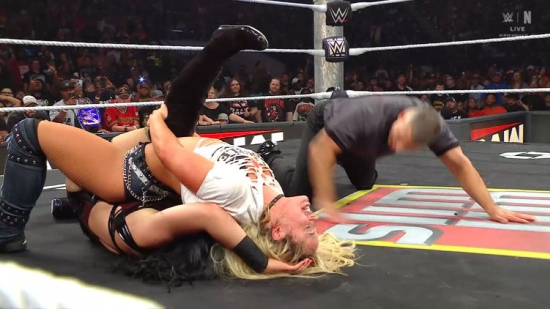Liv Morgan retains title Liv Morgan retains title