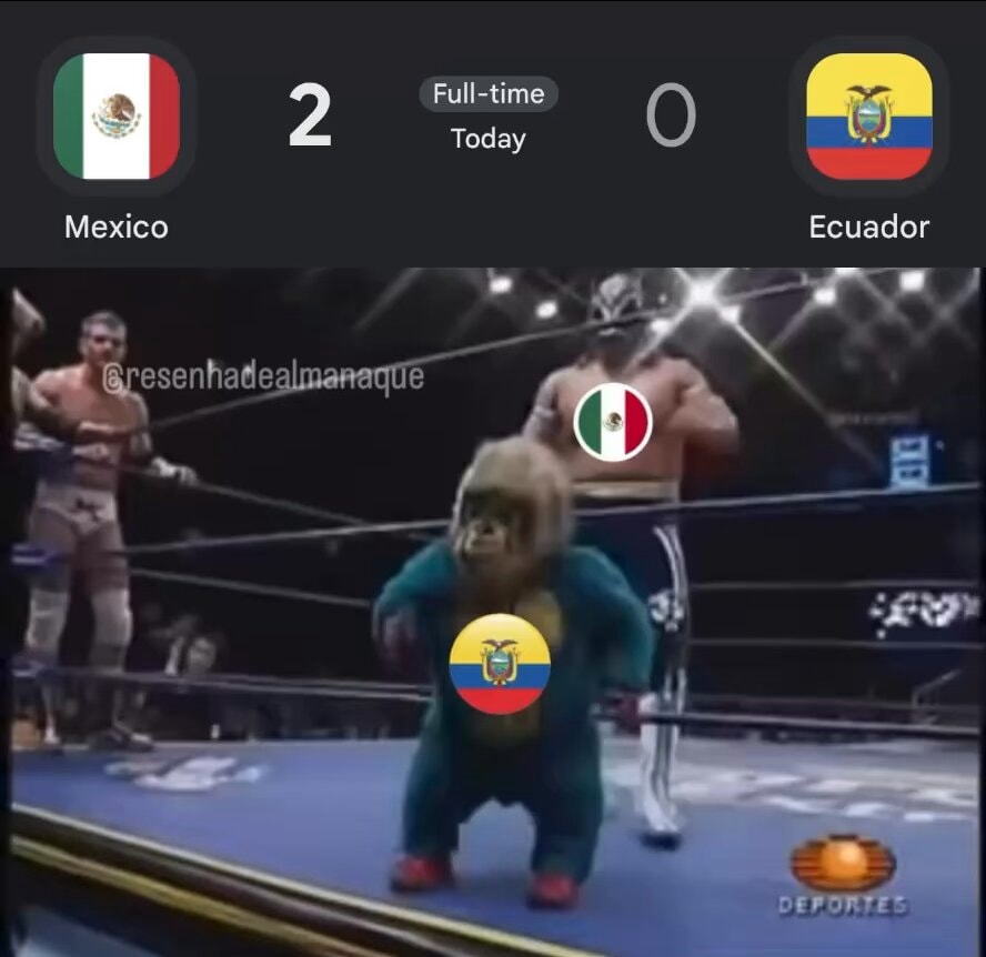 Mexico vs Ecuador wrestling meme