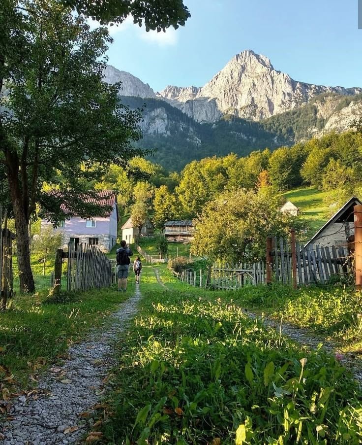 Montenegro islands (photo 4 of 4)