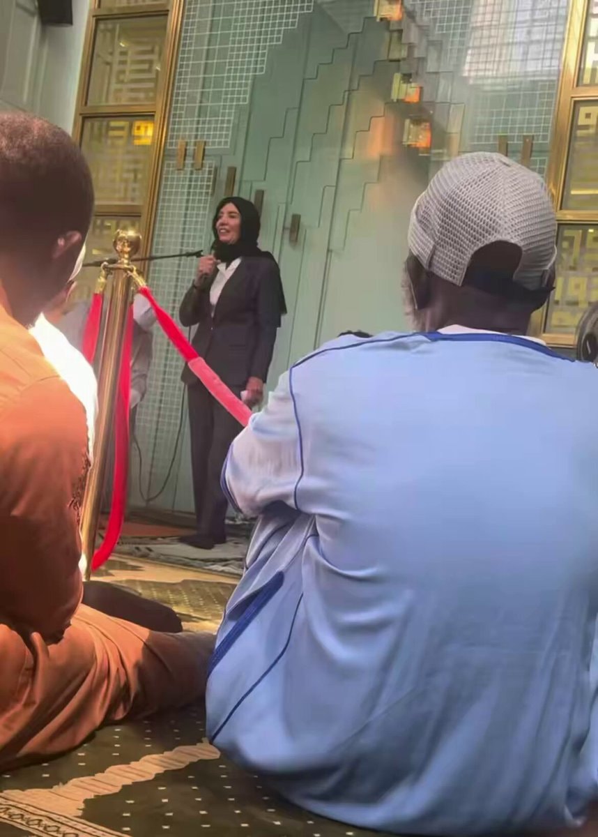 Kathy Hochul hijab double standard