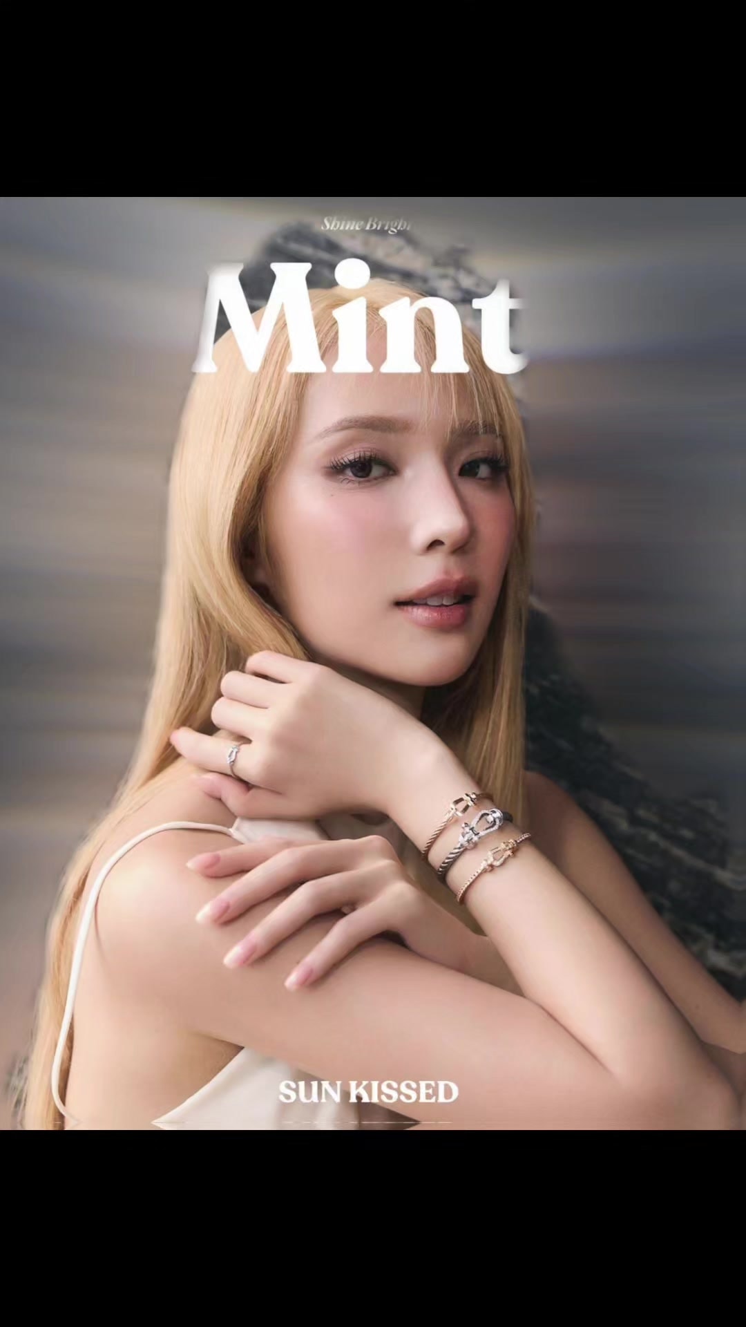Jan Ployshompoo Mint Digital Cover September 2026