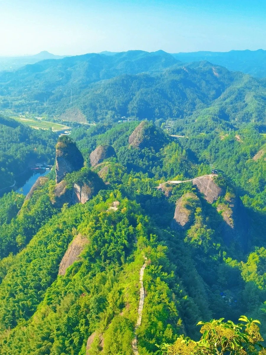 Jiangxi mountains and rivers (photo 2 of 4)