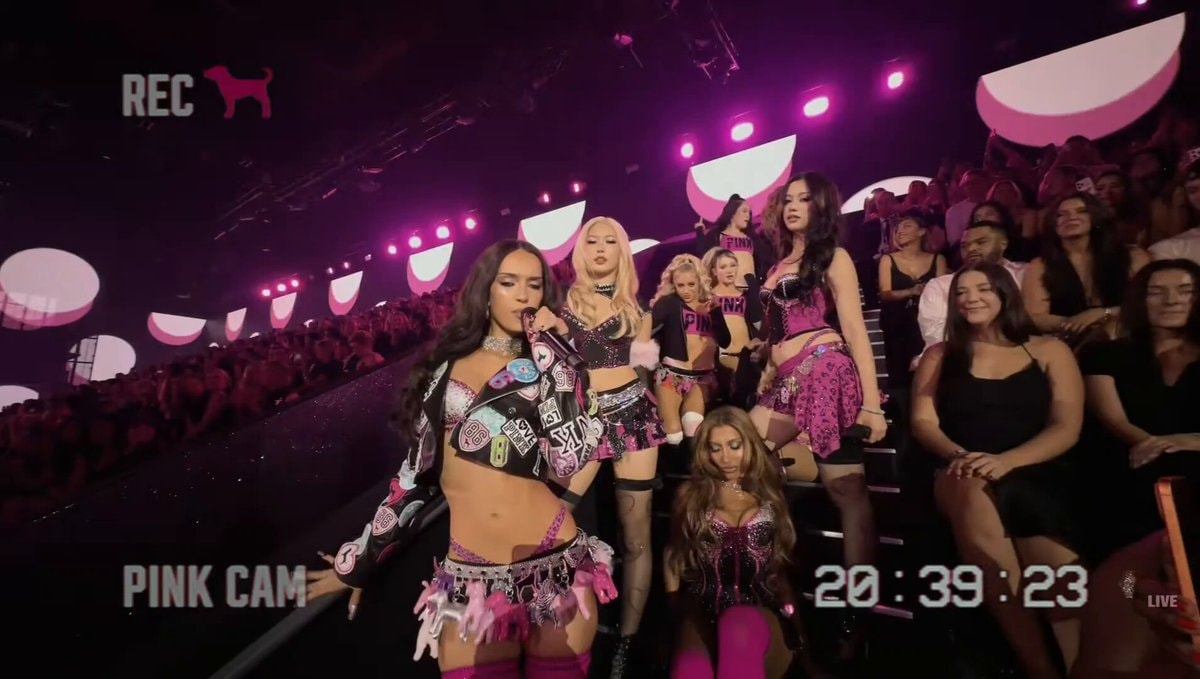 KATSEYE Victoria's Secret Fashion Show PINKY UP