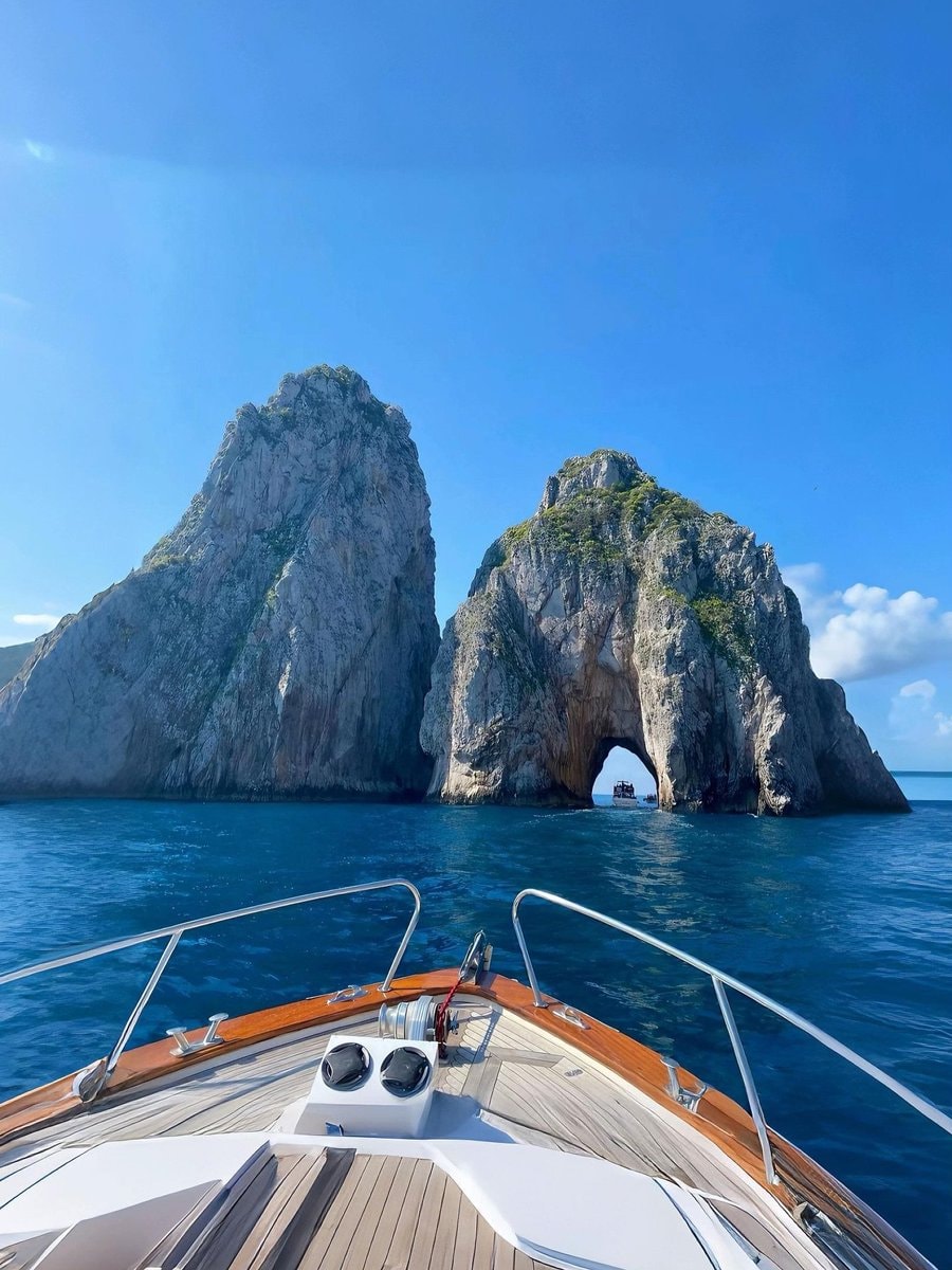 Capri, Italy (photo 2 of 4)