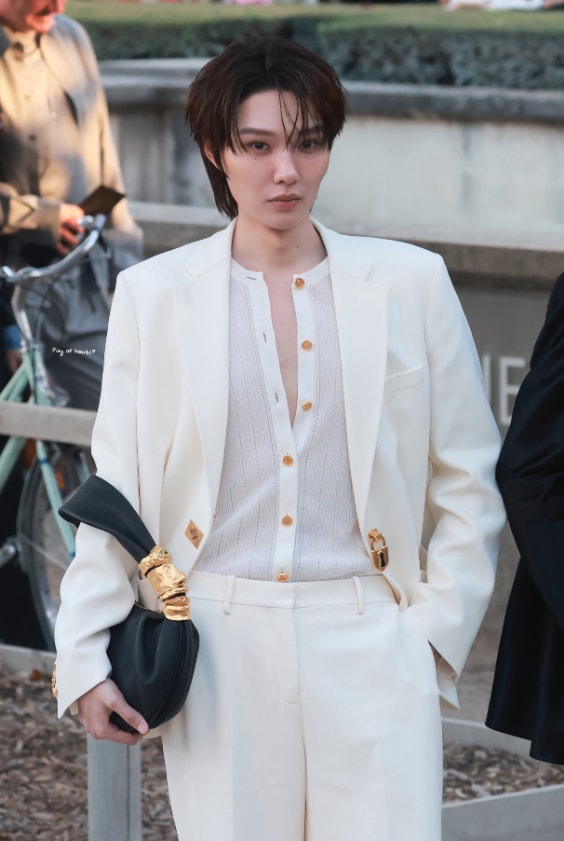 Namping Napatsakorn Schiaparelli Fashion Show (photo 2 of 2)