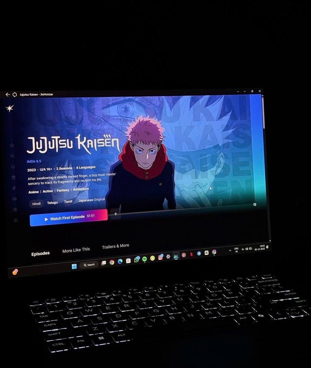 Jujutsu Kaisen on laptop screen