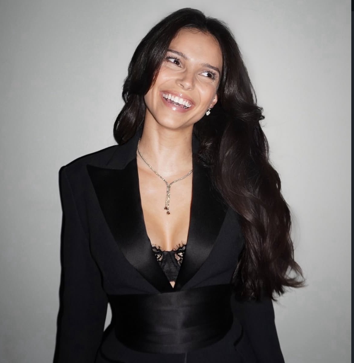Inde Navarrette Zatanna fan casting DCU (photo 2 of 2)