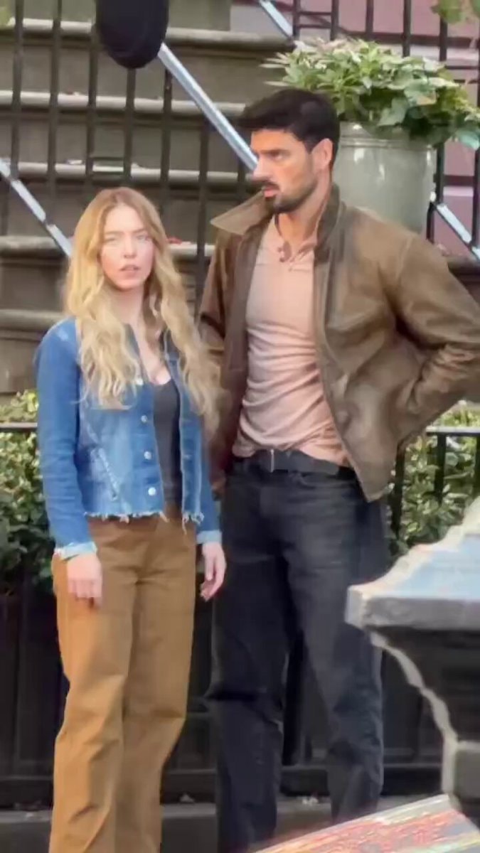 Sydney Sweeney Michele Morrone filming