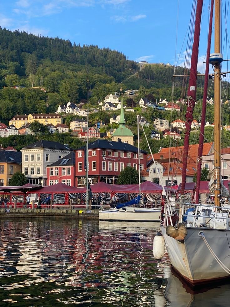 Bergen Norway park scene (photo 2 of 4)