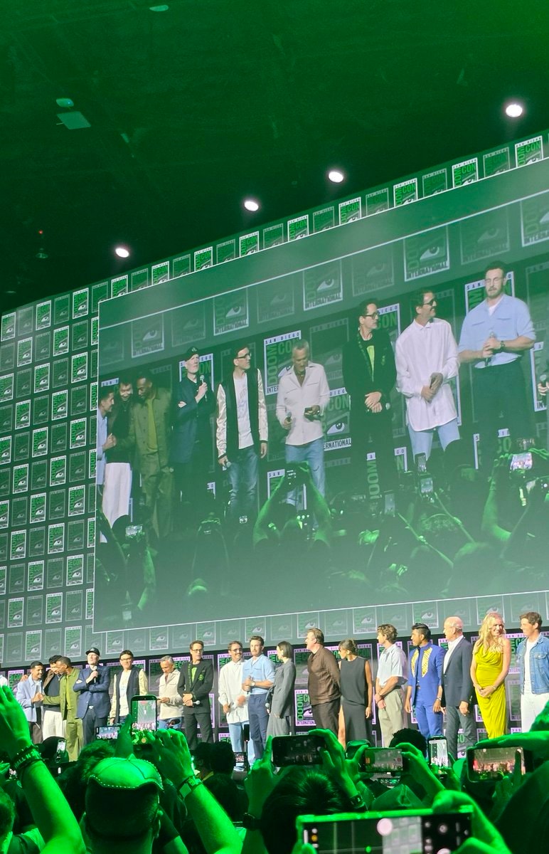 AVENGERS: DOOMSDAY cast at SDCC (photo 1 of 2)