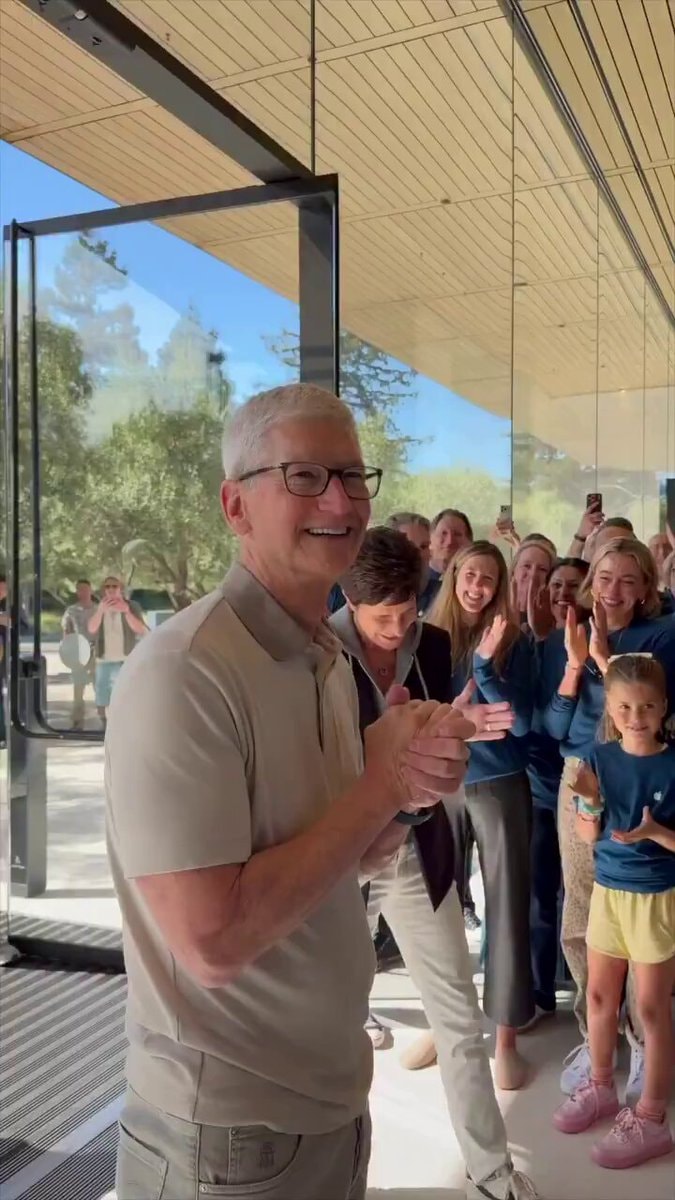 Tim Cook ends role as CEO of Apple