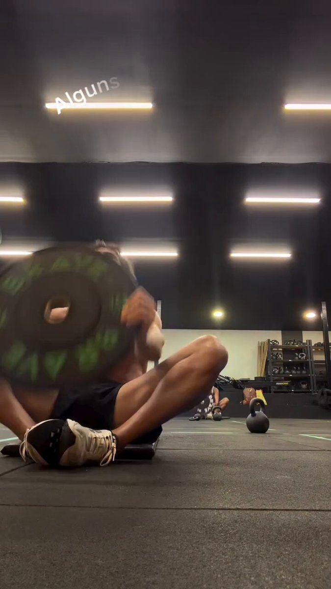 Rodrigo Simas gym video