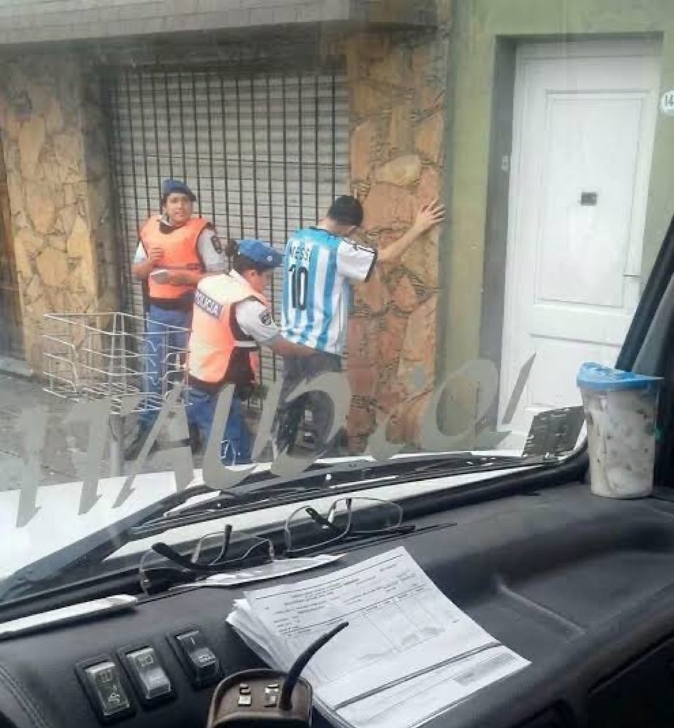 Messi Argentina jersey moment Messi Argentina jersey moment