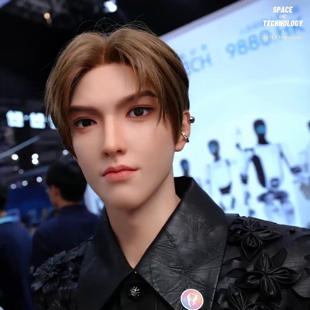 UBTECH U1 series humanoid robots