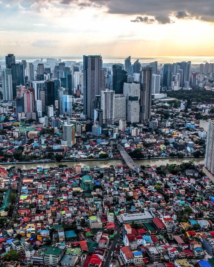 Makati Philippines skyline (photo 3 of 4)