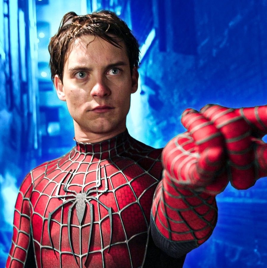 Tobey Maguire Spider-Man officiant
