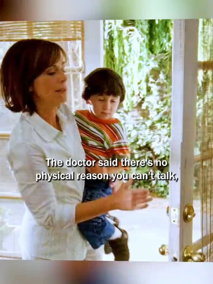 Mom narrates life then admits past trauma