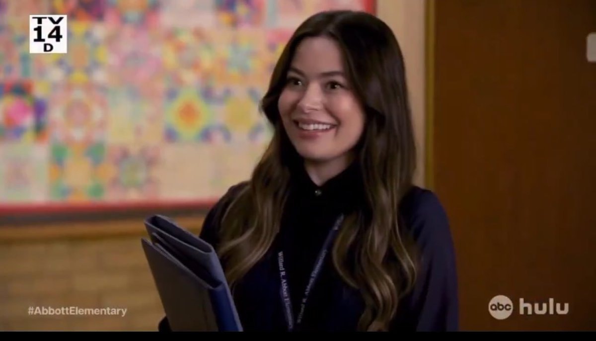 Miranda Cosgrove ABBOTT ELEMENTARY
