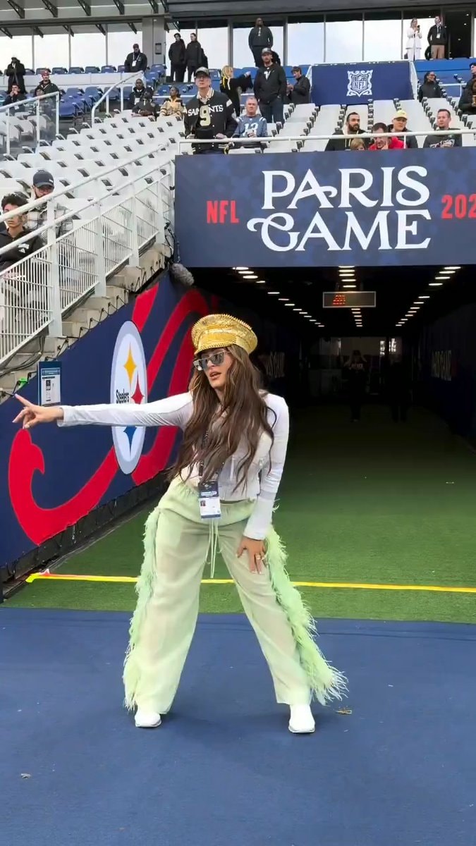 Nikki Bella mocks Chelsea Green in Paris