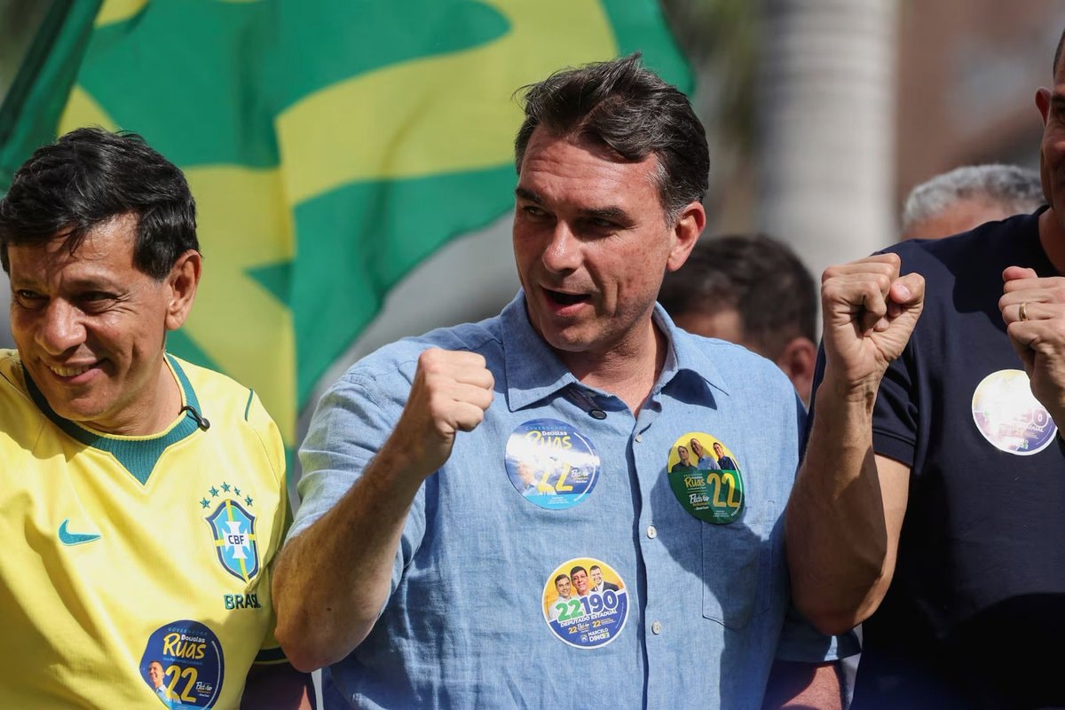 Flavio Bolsonaro rally Brazil