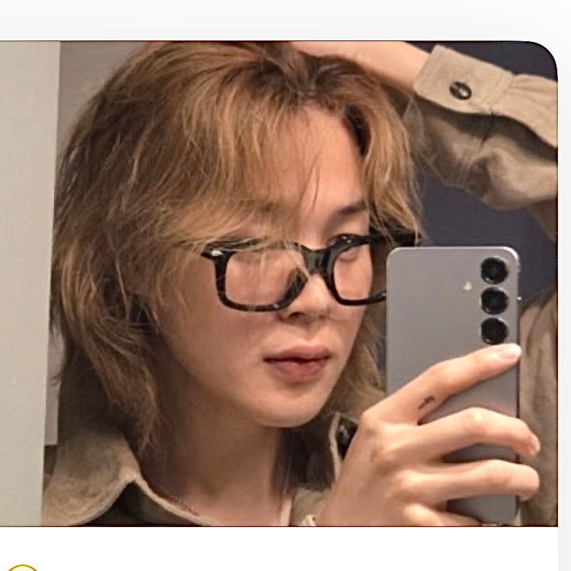 Jimin selfie