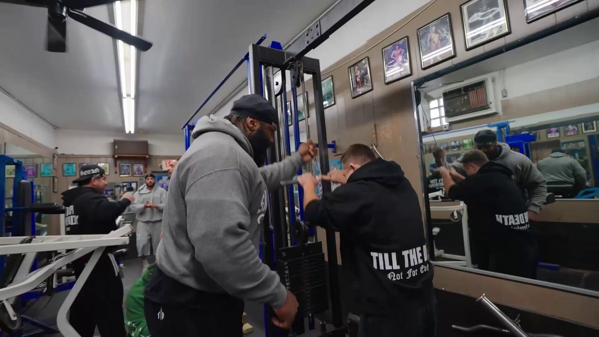 Kyle Landi Diamond Gym moment