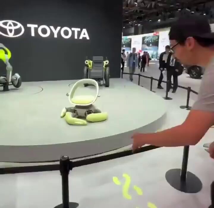 Toyota Walk Me Chair robot