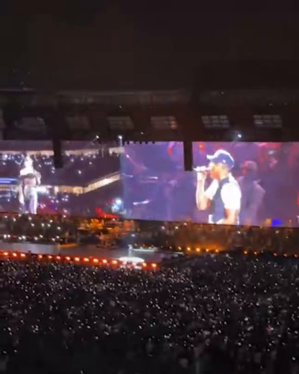 Jay-Z Rihanna Run This Town Yankee Stadium