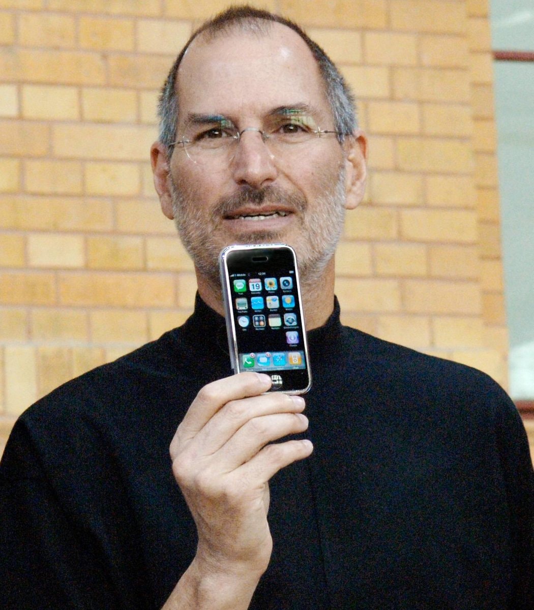 Steve Jobs original iPhone 2007