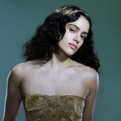 ROSALÍA Magnolias SNL streaming results (photo 2 of 2)