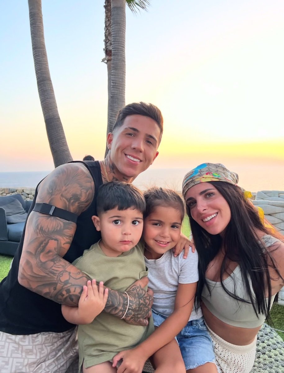 Enzo Fernández family vacation