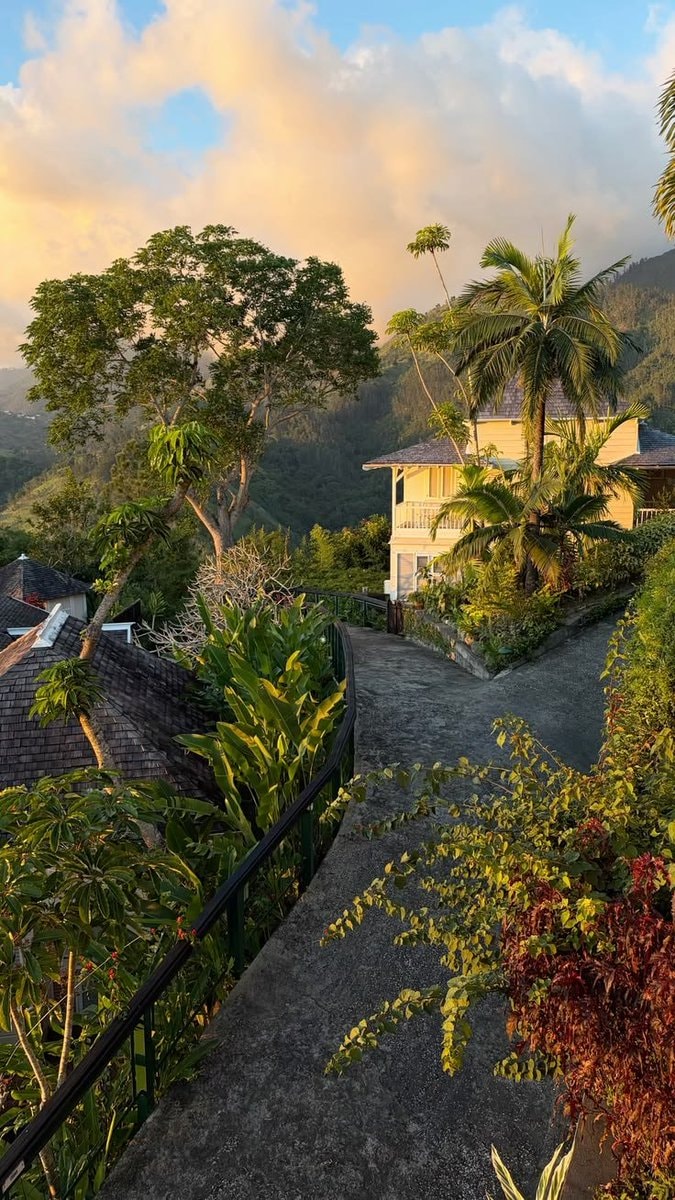 Jamaica countryside (photo 3 of 4)