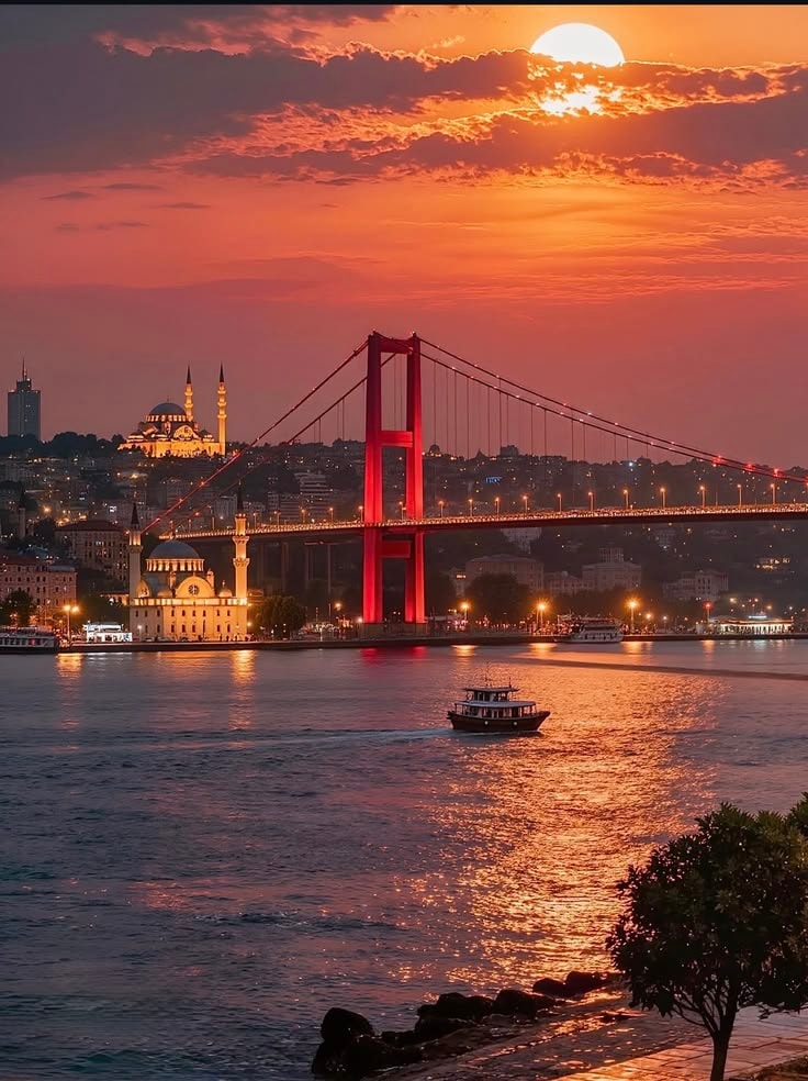 Istanbul Bosphorus Sunset 🇹🇷 (photo 3 of 4)