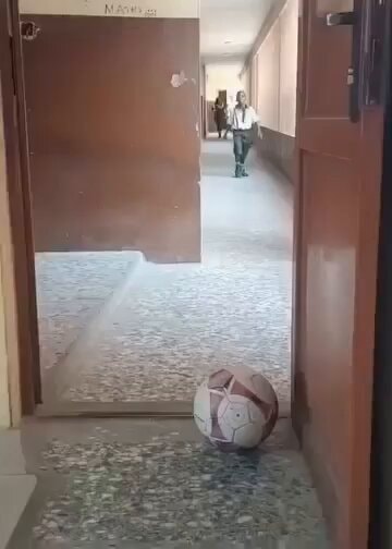 teacher knows students perfectly